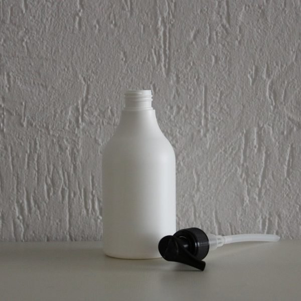 HDPE wit 250 ml + pomp